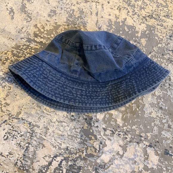 Bundle of 3 bucket hats - Picture 2 of 8